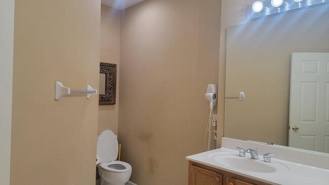 Building Photo - 8243 Mulligan Cir