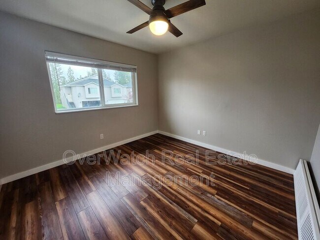 Building Photo - 8150 Williwa Ave
