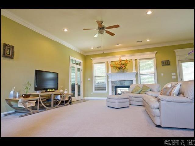 Building Photo - 136 Orleans Dr