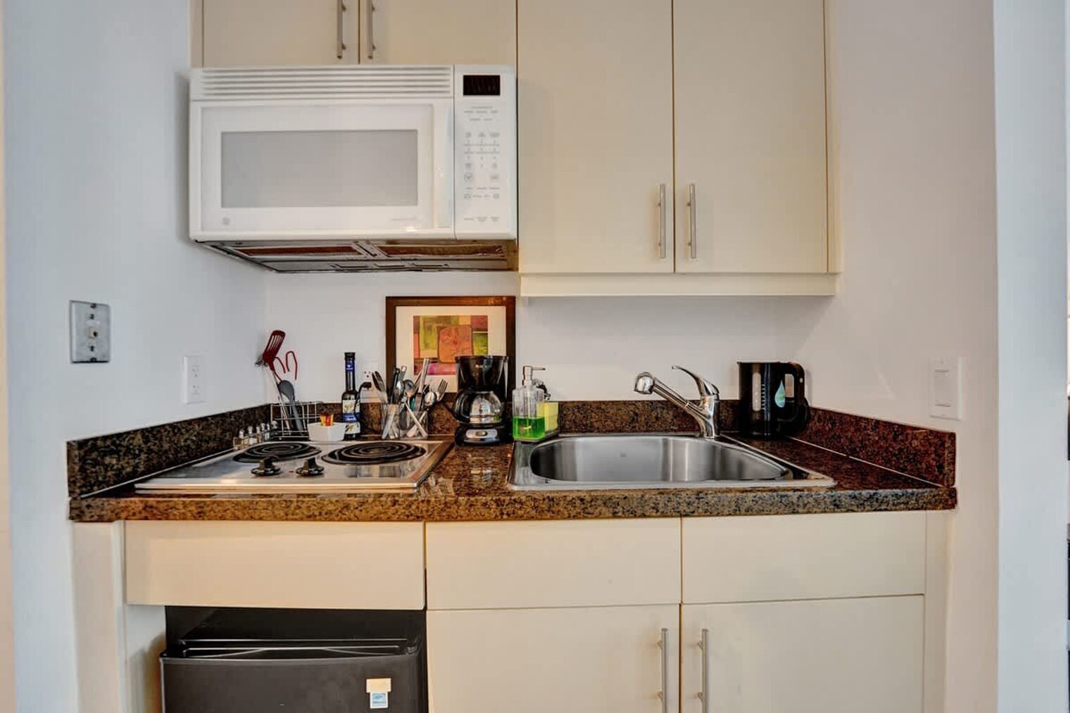 Building Photo - 2889 McFarlane Rd