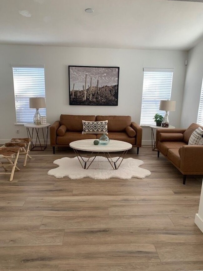 Building Photo - 16378 Arnold Ave