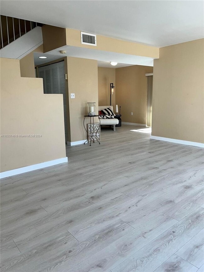 Building Photo - 6800 SW 45th Ln