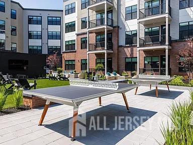 Building Photo - 2000 Schindler Dr