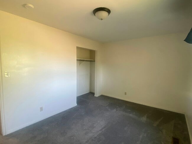 Building Photo - 169 N 300 E