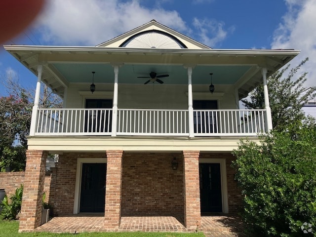 Building Photo - 1302 Soniat St