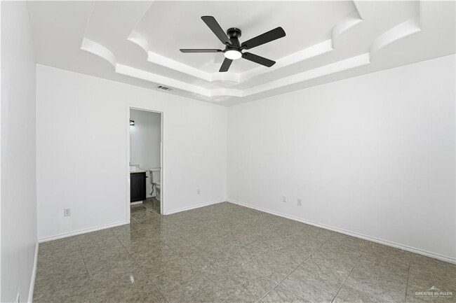 Building Photo - 12 W Sherryl Ave