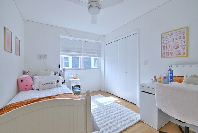 Building Photo - 7324 N Bell Ave