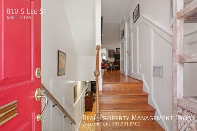 Building Photo - 810 S Lee St