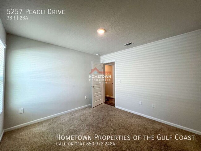 Building Photo - 5257 Peach Dr