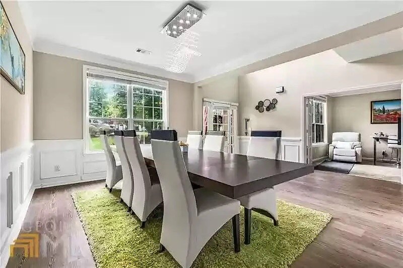 Building Photo - Room in House on Weller Tr NE
