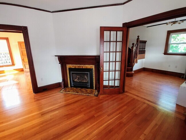 Building Photo - 78 N Beacon St