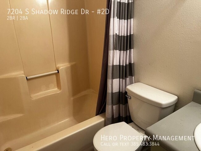 Building Photo - 7204 Shadow Ridge Dr