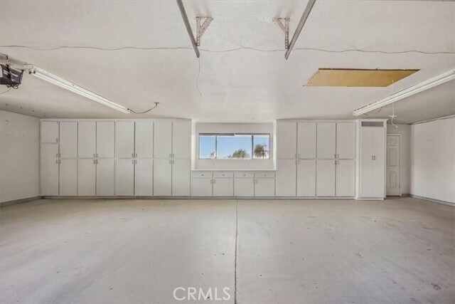 Building Photo - 5087 Granada Ct