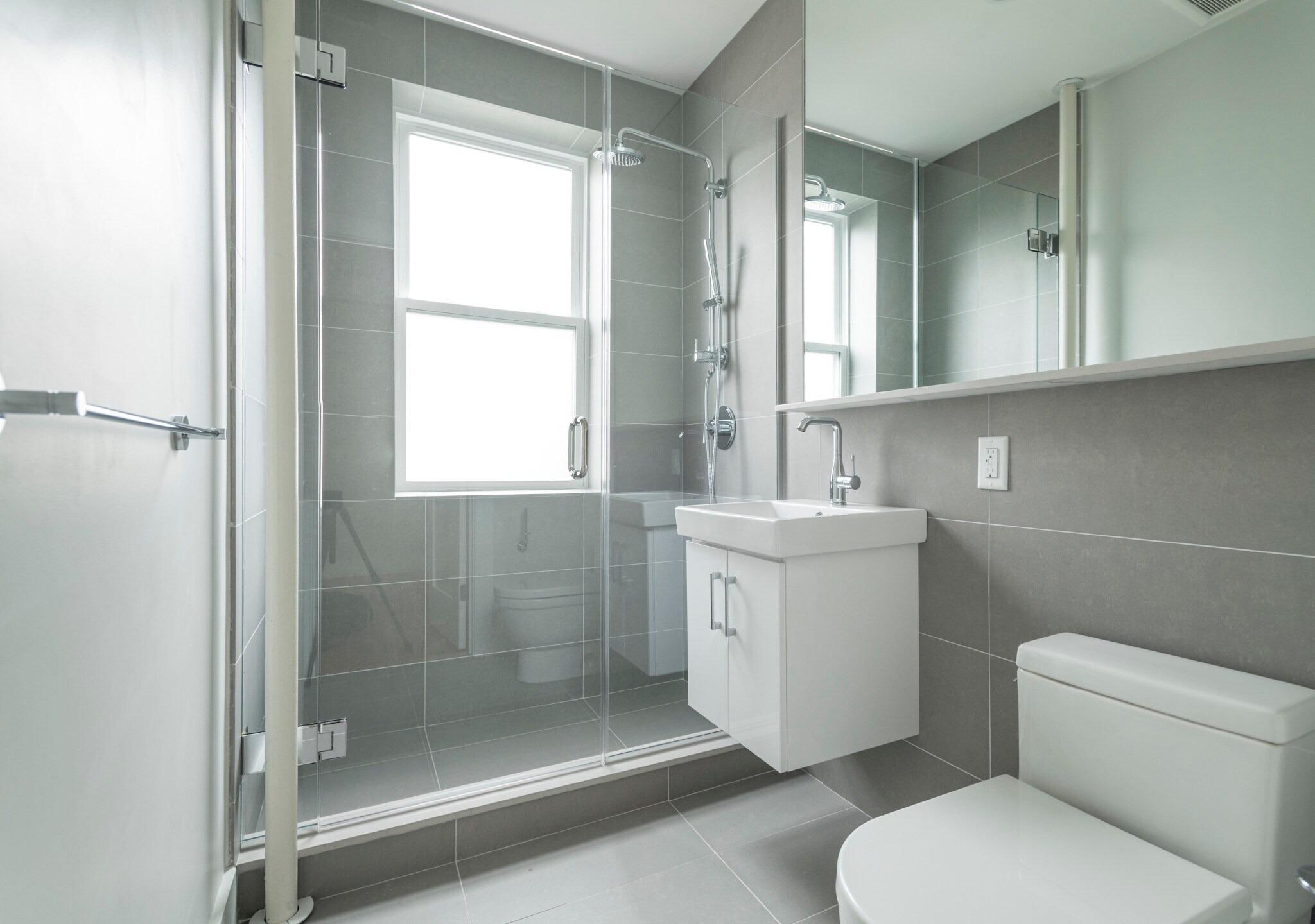 Building Photo - 136 Highland Ave