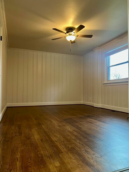 Building Photo - 3880 Peakland Pl