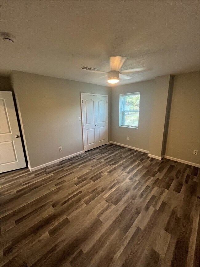 Building Photo - 316 E A St