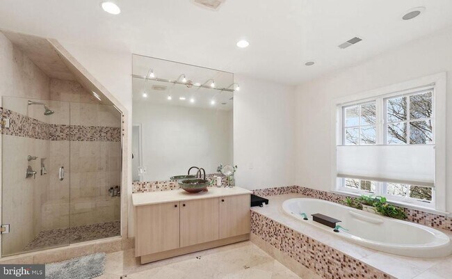 Building Photo - 8537 Rapley Preserve Cir