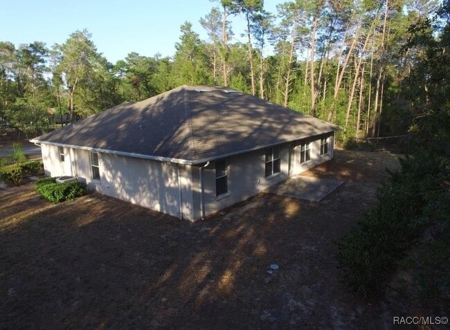 Building Photo - 12 Bellis Ct