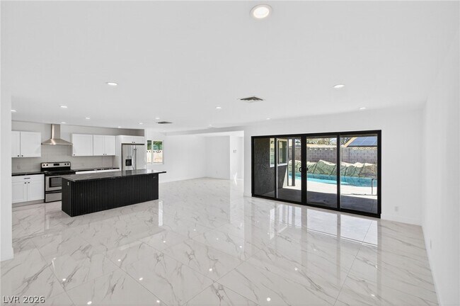 Building Photo - 4578 Churchfield Cir