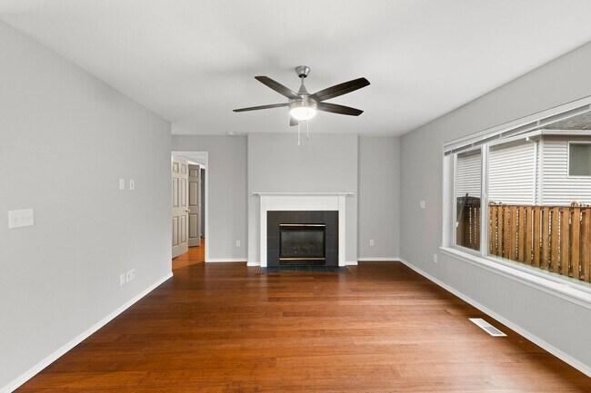 Building Photo - BETHANY 5 bedroom 3 full bath- Beaverton School District- Nike