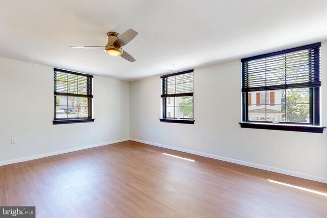 Building Photo - 210 E Boscawen St