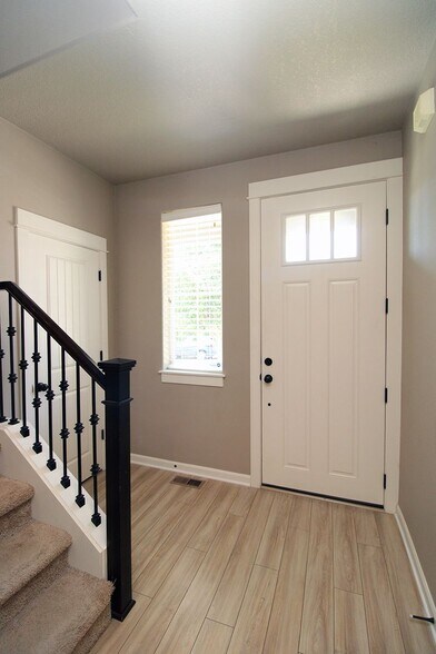 Building Photo - 12654 Pavilion Place