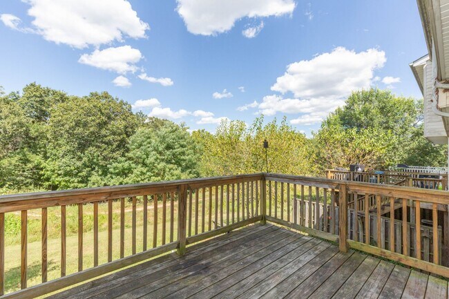 Building Photo - 3 Bed, 2.5 Bath in Martinsburg
