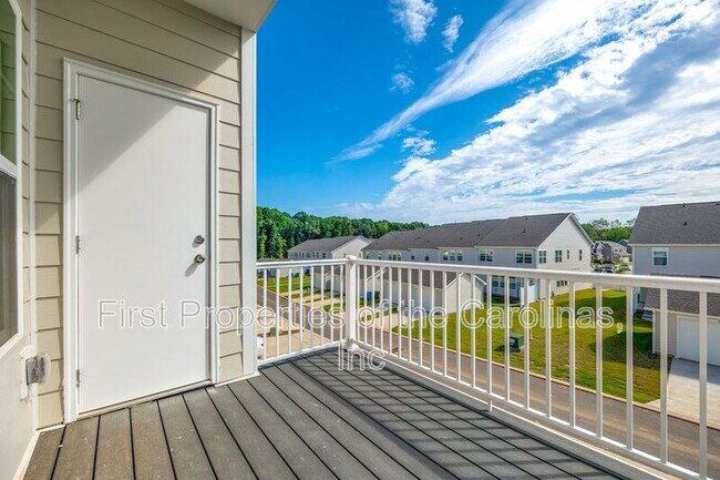 Building Photo - 143 Morning Gap Pkwy