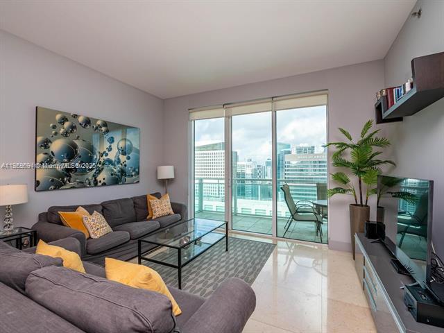 Building Photo - 950 Brickell Bay Dr