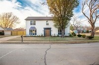 Building Photo - 3261 Princess St