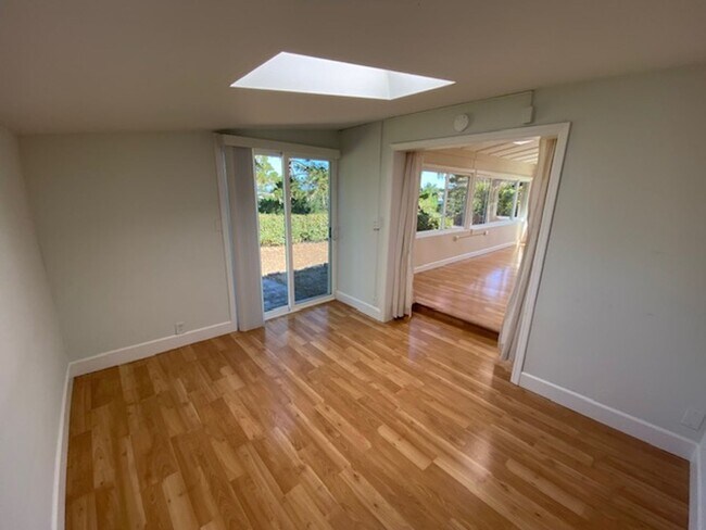 Building Photo - Pacific Grove Mid-Century Modern style home