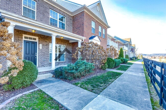 Building Photo - 304 Oldbury Ln