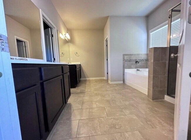 Building Photo - 5348 Cactus Cove Ln