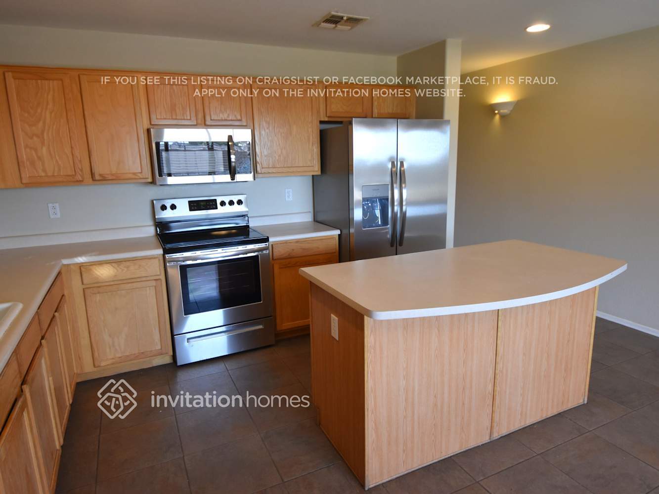 Building Photo - 3544 N Tirol Cir