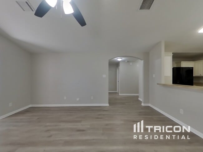 Building Photo - 28715 Nueces River Ct