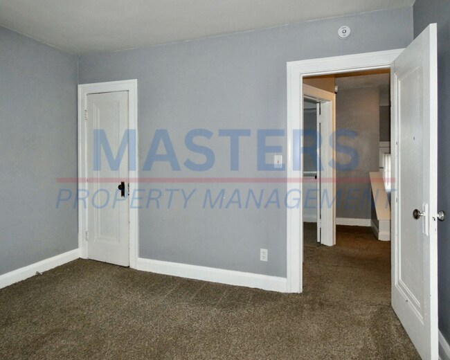 Building Photo - 3 Bedroom House for Rent