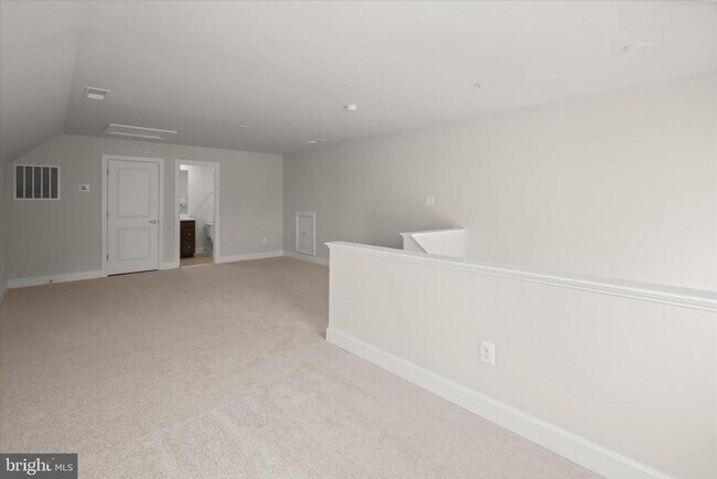Building Photo - 3823 Solidarity Cir