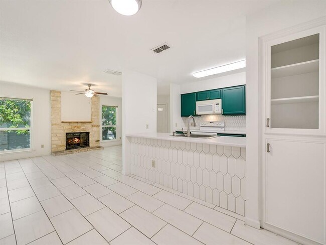 Building Photo - 10616 Mellow Ln