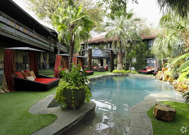 Building Photo - Veranda Flats