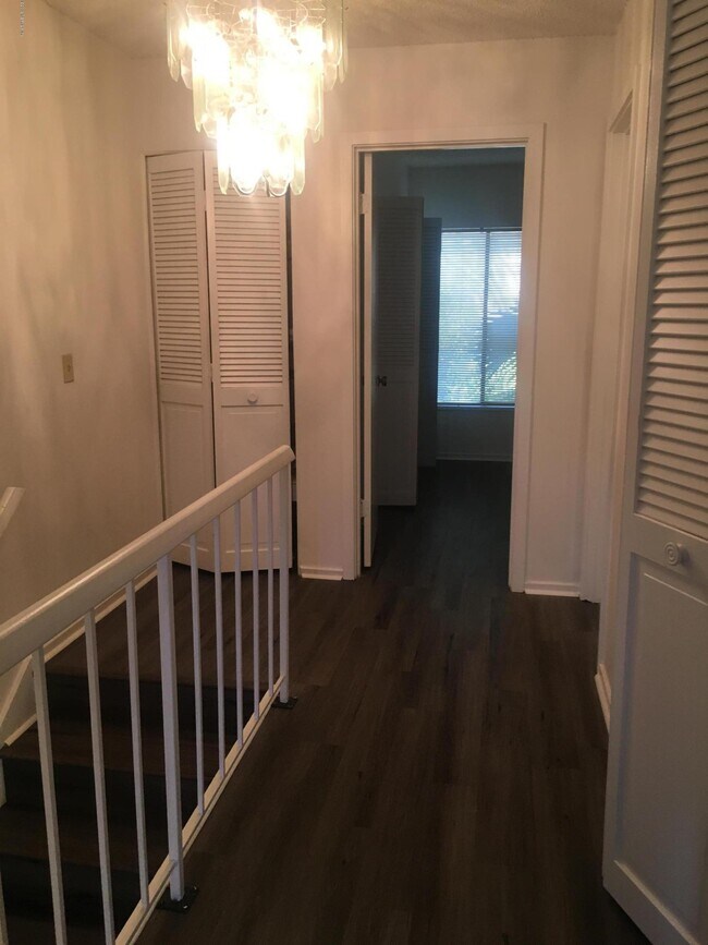 Building Photo - 7703 Las Palmas Way