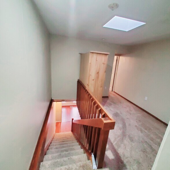 Building Photo - 1516 Clarkson St