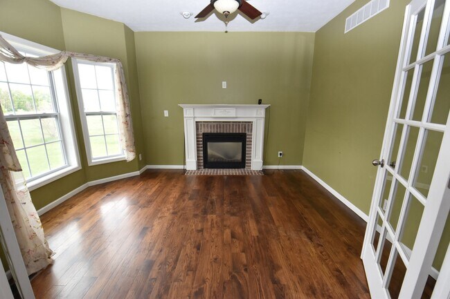 Building Photo - Penn Schools executive home on 5 acres in Granger IN!