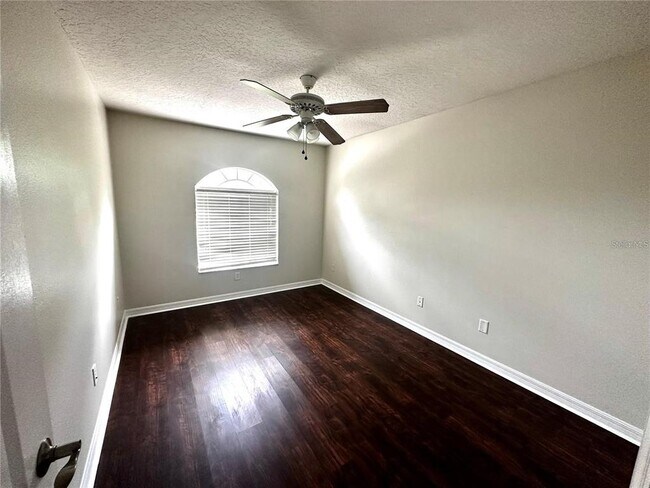 Building Photo - 15249 Harrowgate Way