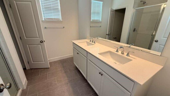 Building Photo - 12572 Westhaven Oak Dr