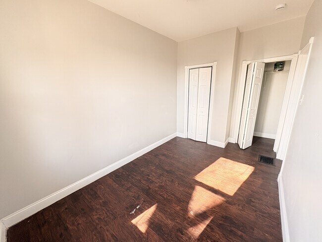 Building Photo - 6655 Garner Ave