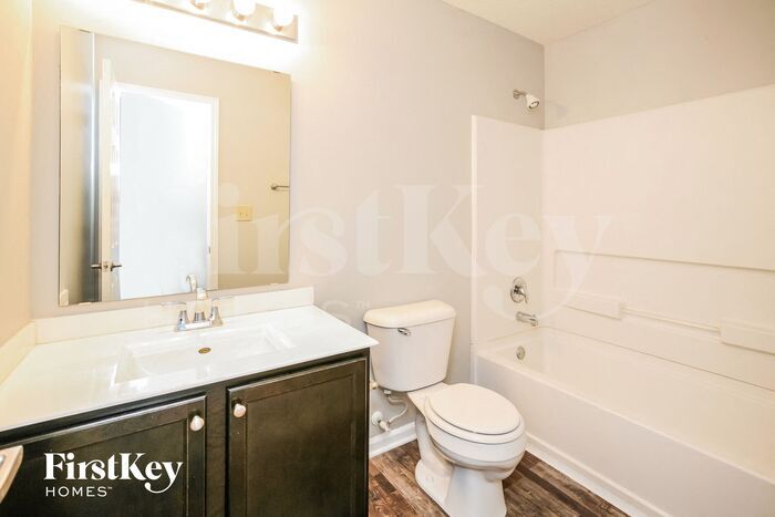 Building Photo - 13815 Zion Ct