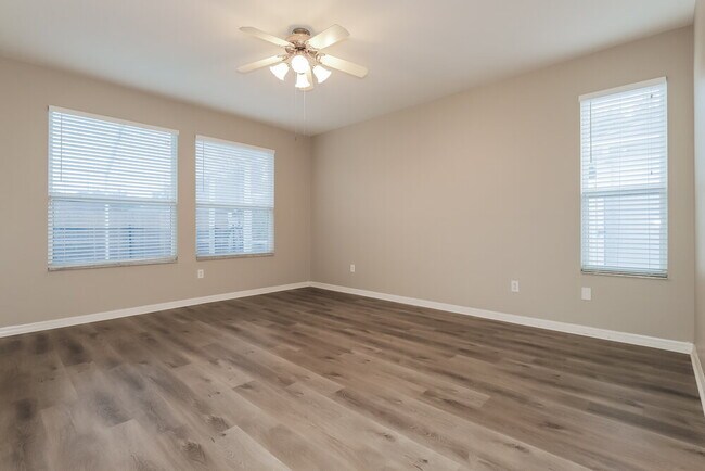 Building Photo - 907 Pyrite Ct