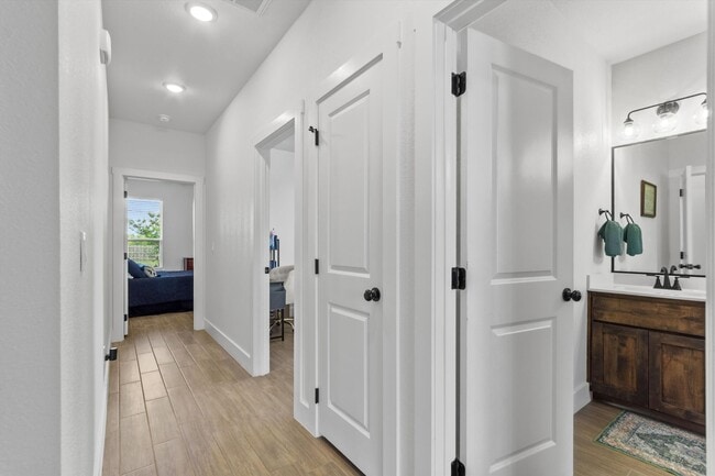 Building Photo - 7709 Soap Stone Ct