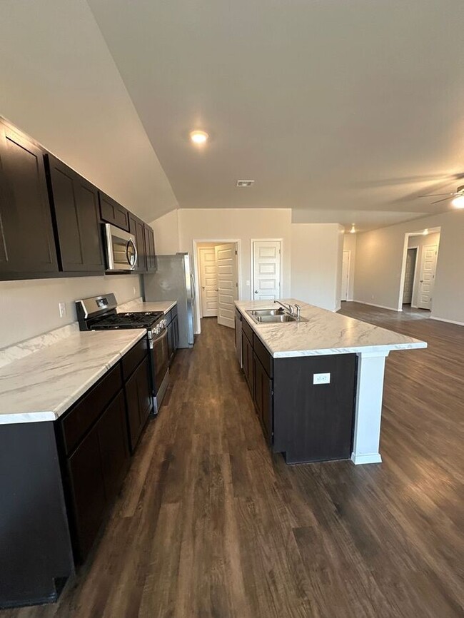 Building Photo - *Pre-leasing* BRAND NEW Three Bedroom | Tw...