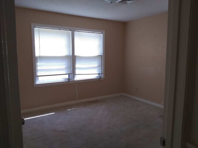 Building Photo - **Available Now...Never Have to Move Again! Don’t Miss Out…This Home Will Go Fast!**